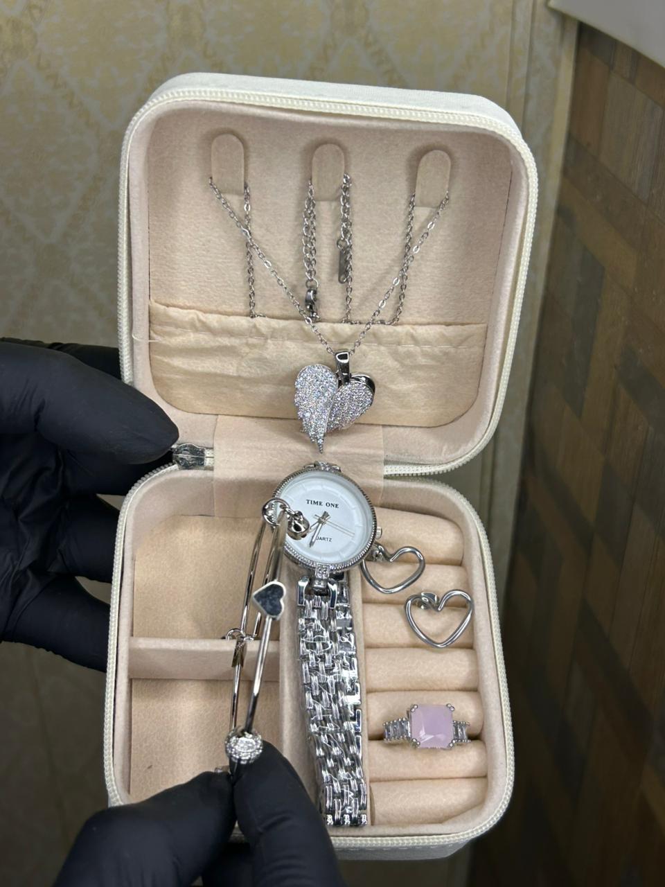 Elegant Heart & Stone 5-Piece Women’s Jewelry Gift Set - Free Jewelry Box